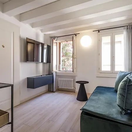 Apartment Ca' San Carlo By Wonderful Italy