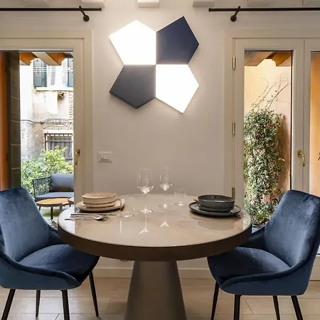 Apartment Ca' San Carlo By Wonderful Italy *