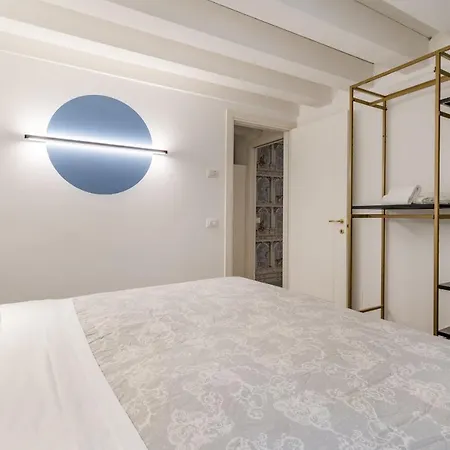 Ca' San Carlo By Wonderful Italy Apartment Venice