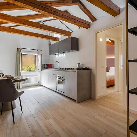 Apartment Ca' San Carlo By Wonderful Italy *