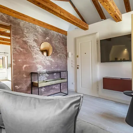 Ca' San Carlo By Wonderful Italy Apartment *