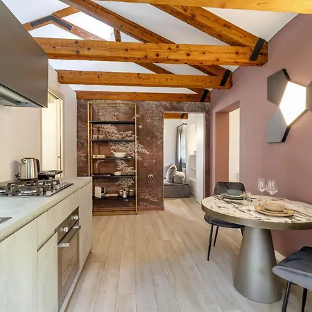 Ca' San Carlo By Wonderful Italy Apartment Venice
