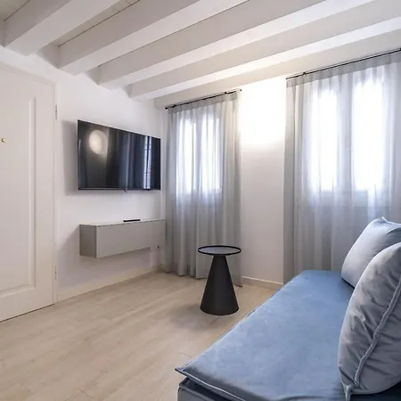 Ca' San Carlo By Wonderful Italy Apartmán Benátky